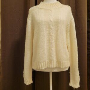 Vintage Ivory Off-White Cream Cable Knit Sweater (size Large)